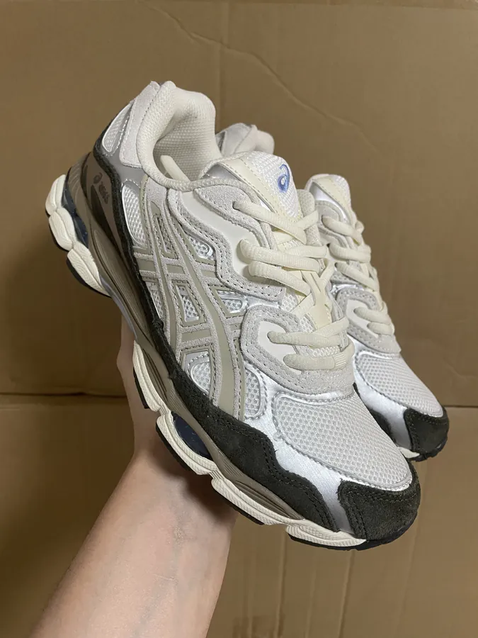 GEL C Mocha Low Top Casual Shoes
