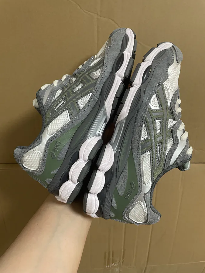GEL C Men's Low Top Casual Shoes