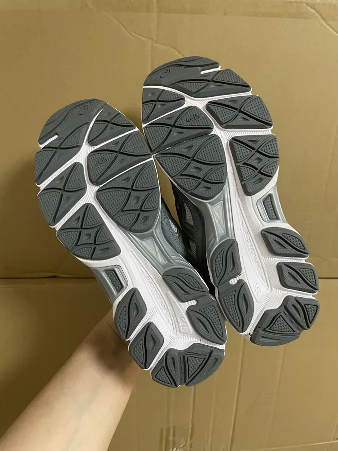 GEL C Men's Low Top Casual Shoes