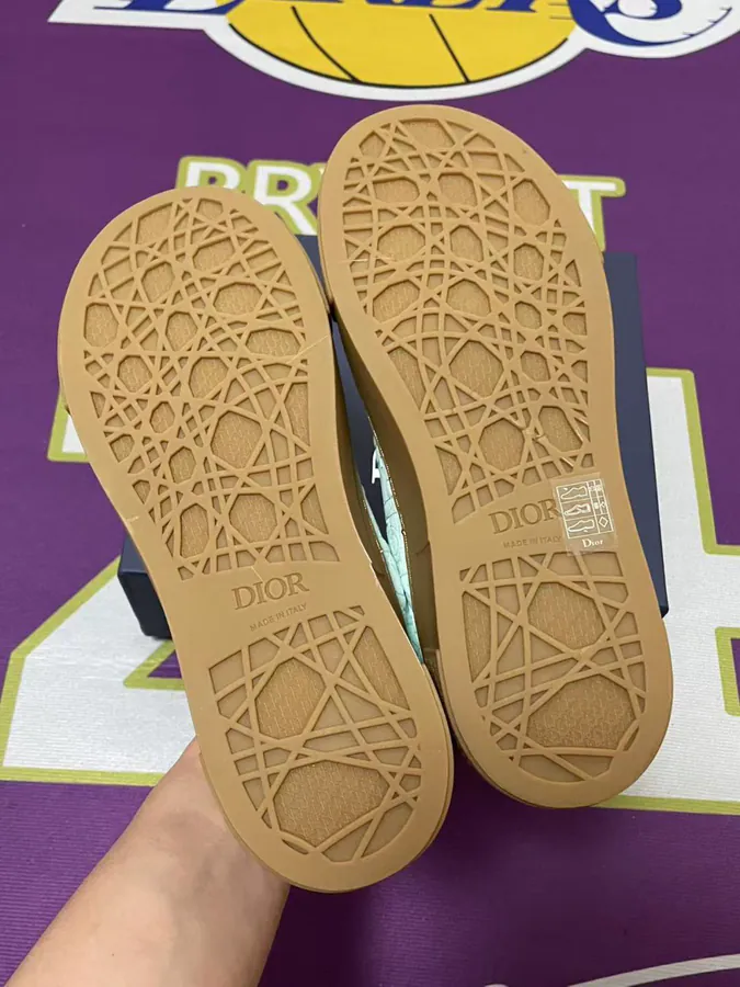 STONE ISLAND x B33 Low Top Sneaker with Thick Sole