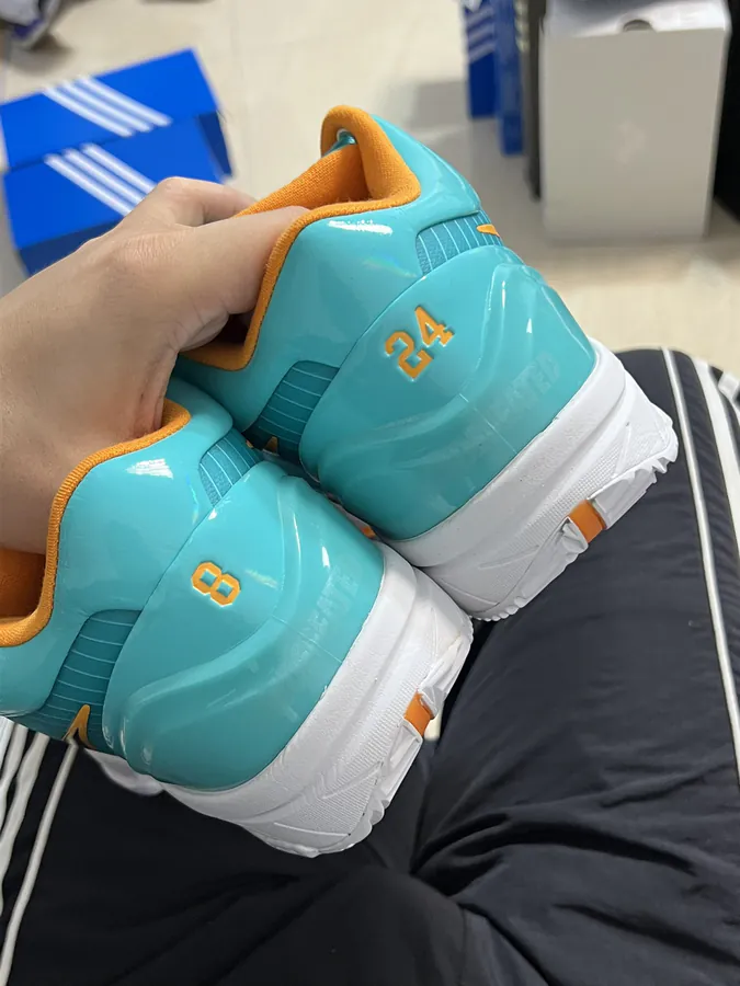 UNDEFEATED x Zoom 4 Protro Spurs Basketball Shoes
