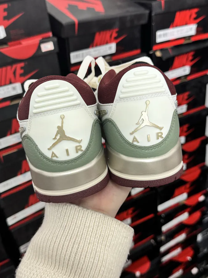 Shoe visual reference image