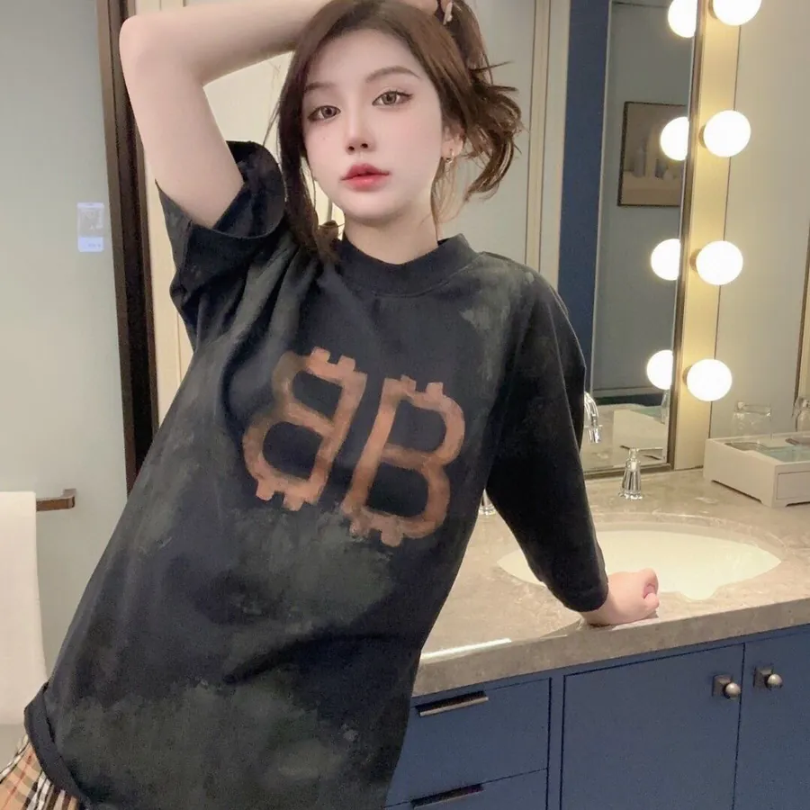 Parisian Vintage Short Sleeve