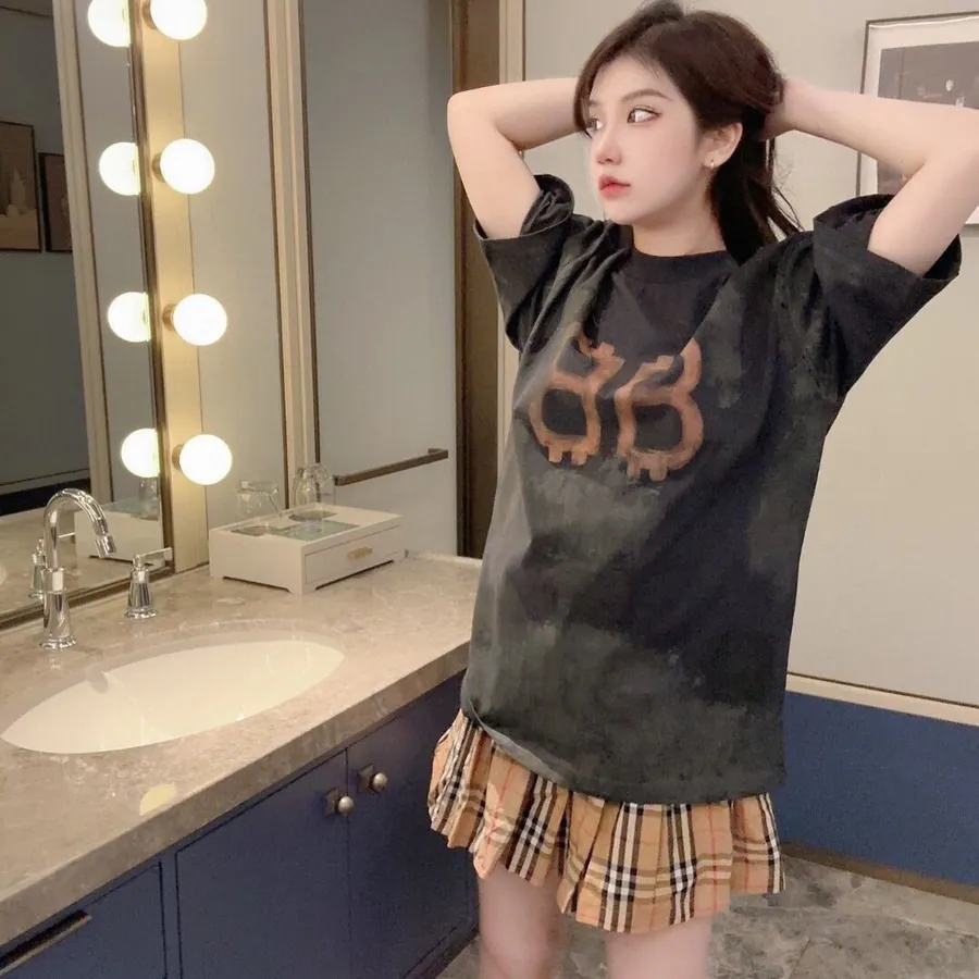 Parisian Vintage Short Sleeve