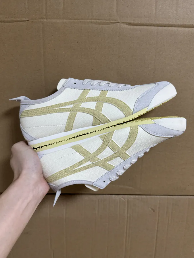 Tiger Onitsuka MEXICO 66 Sneakers