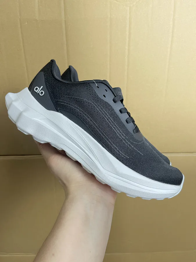 Alo Yoga Alo Runner Running Shoes
