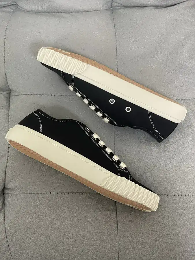 Maison Margiela Tabi Low Top Sneakers for Men Black