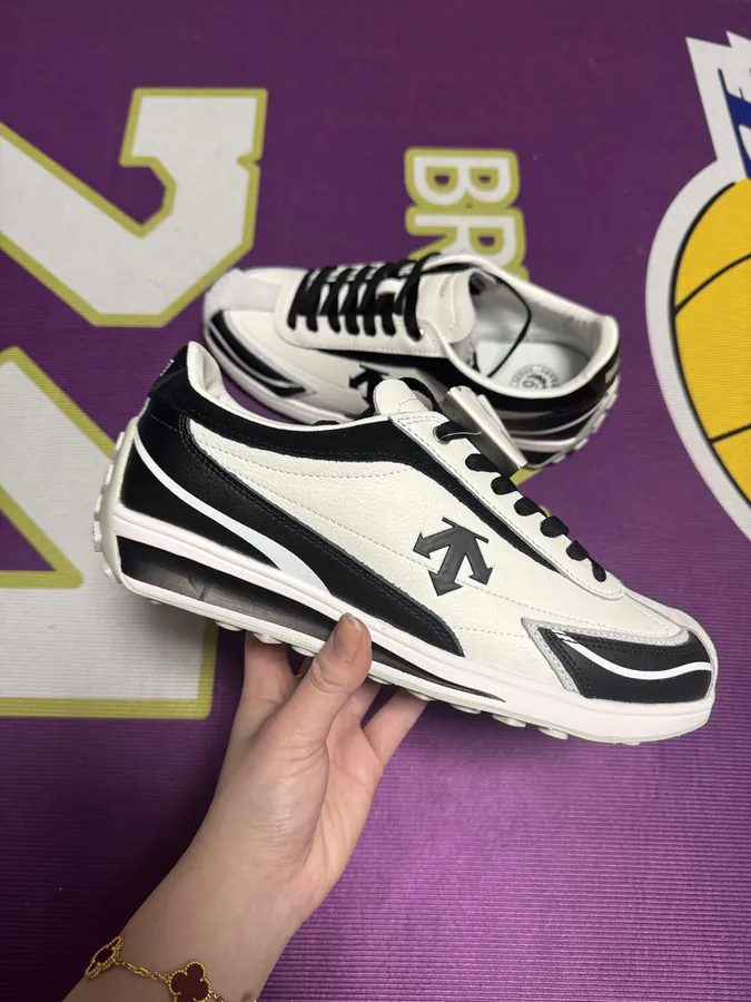 DESCENTE Sport Style Classic Low Top Sneaker