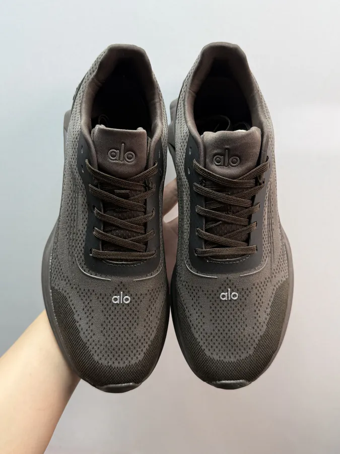 Alo Yoga Alo Runner Brown