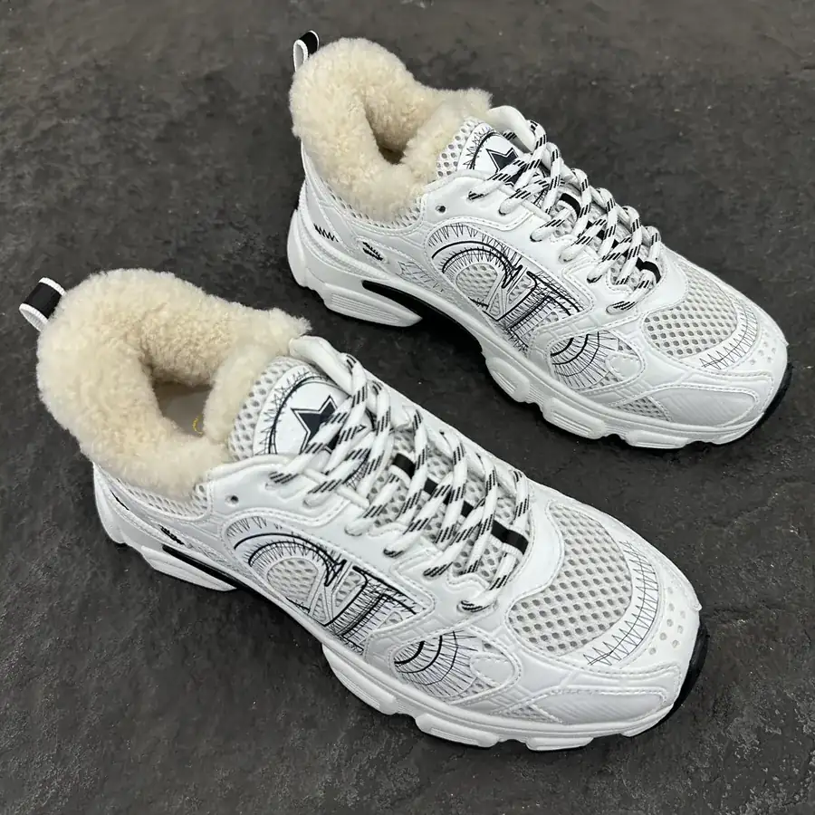 Cono Running Shoes High Fashion Edition