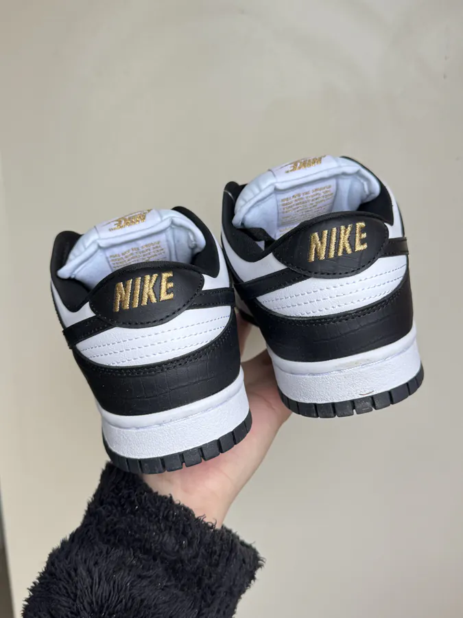 Supreme x Nike Dunk SB Black Stars Low Top Sneakers