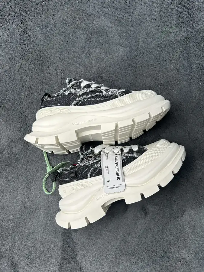 SMILE QUEEN CLASSIC Classic Color, Low Top Dad Shoes for Men and Women