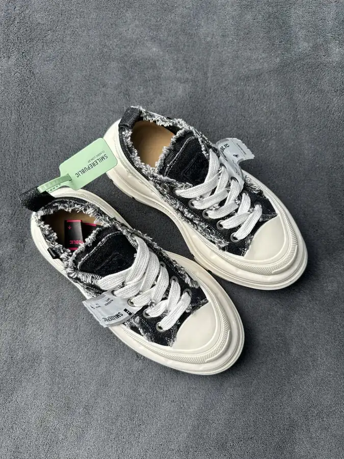 SMILE QUEEN CLASSIC Classic Color, Low Top Dad Shoes for Men and Women