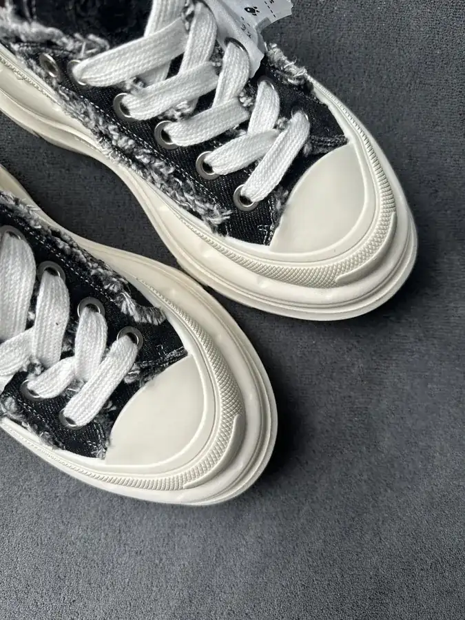 SMILE QUEEN CLASSIC Classic Color, Low Top Dad Shoes for Men and Women