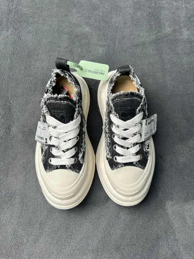 SMILE QUEEN CLASSIC Classic Color, Low Top Dad Shoes for Men and Women