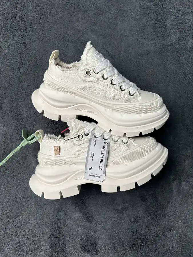 SMILE QUEEN CLASSIC Classic Color, Low Top Dad Shoes for Men and Women
