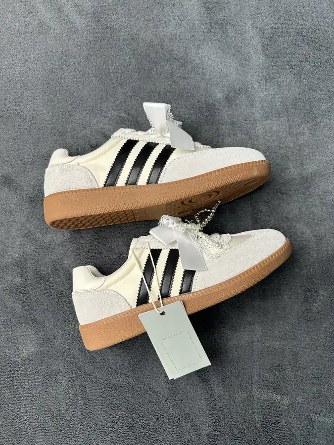GG CC Lace Pearl Bow Derbies