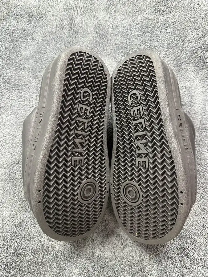 Triomphe Blo Women's Slipper