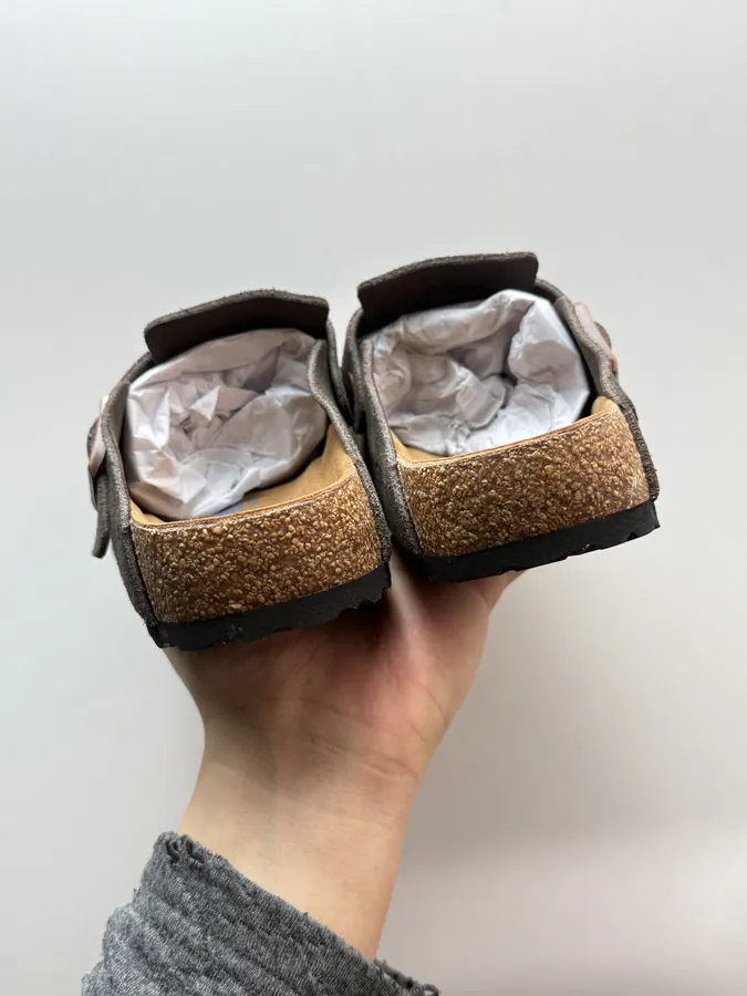 Birkenstock 博肯 Gray Brown