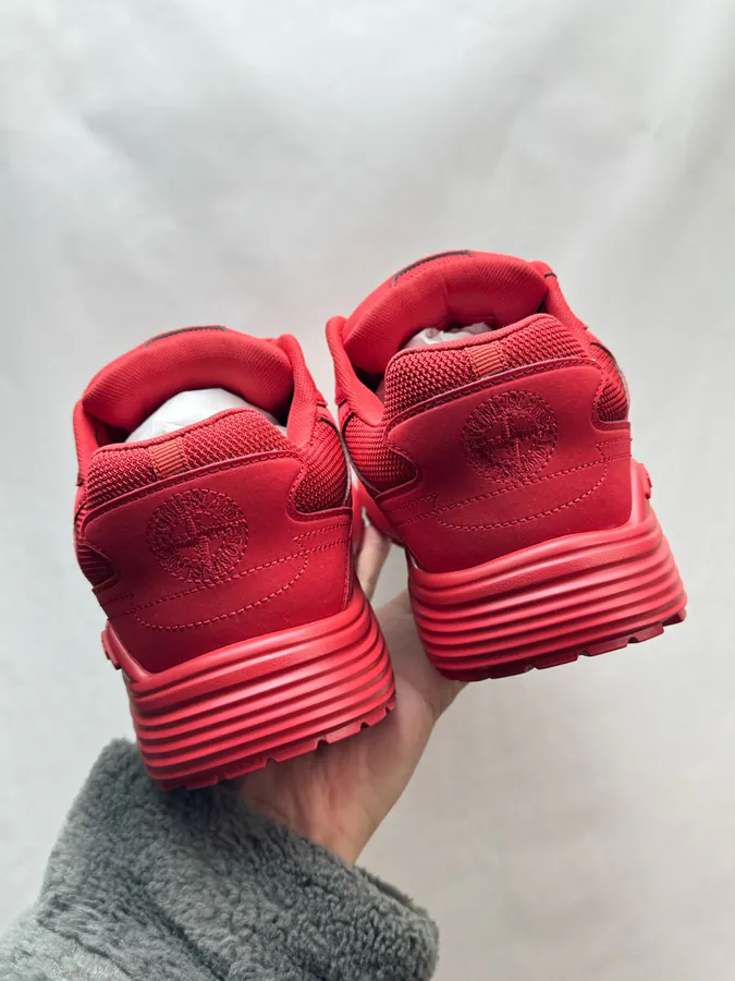 STONE ISLAND x B30 Red