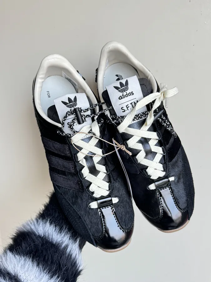 SONG FOR THE MUTE x adidas originals COUNTRY OG Black