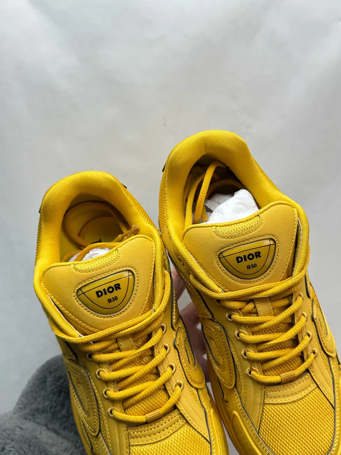 STONE ISLAND x B30 Yellow