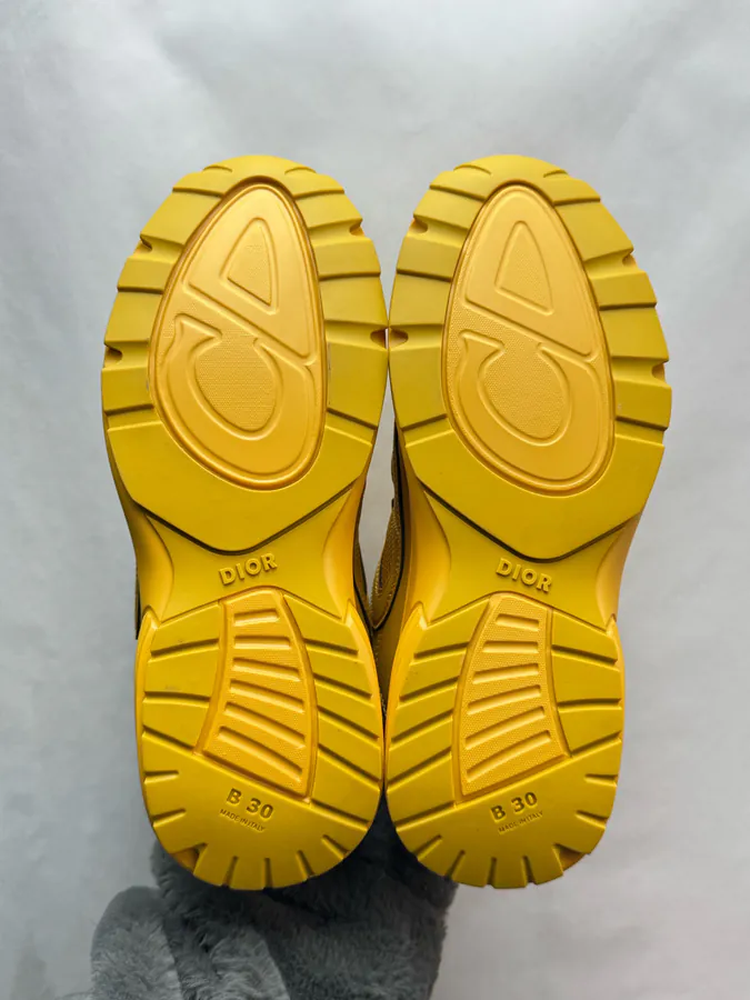 STONE ISLAND x B30 Yellow