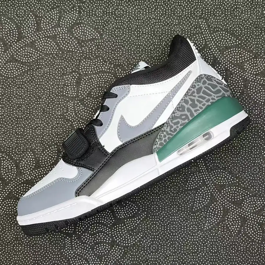 YS Original Sole and Upper 312 Low Top Black Green Color
