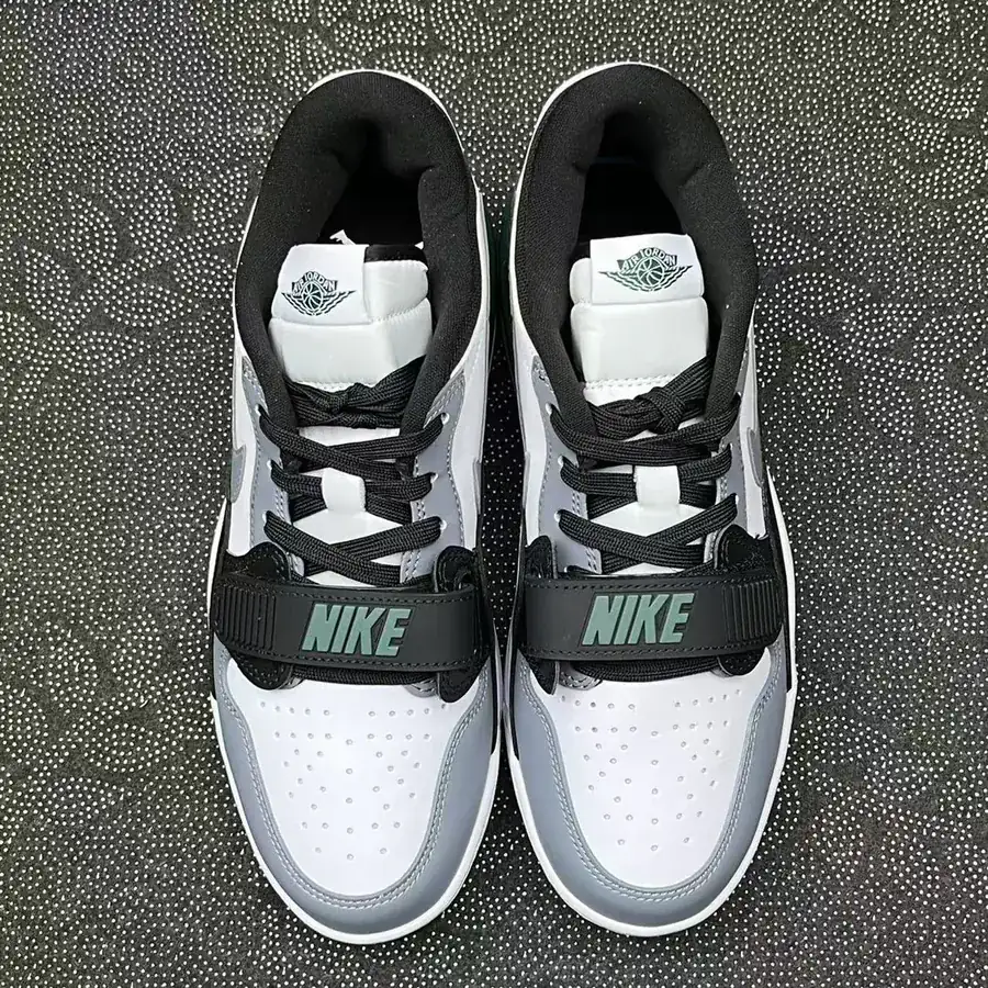 YS Original Sole and Upper 312 Low Top Black Green Color