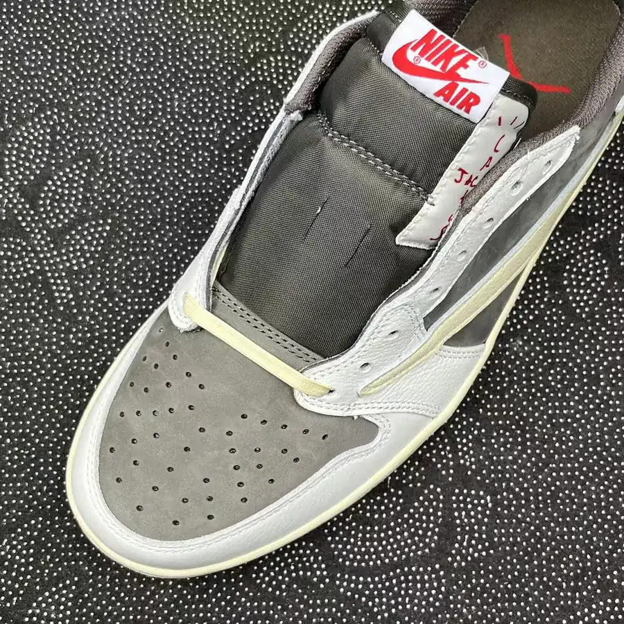 TS Collaboration White Brown Low Top Sneaker