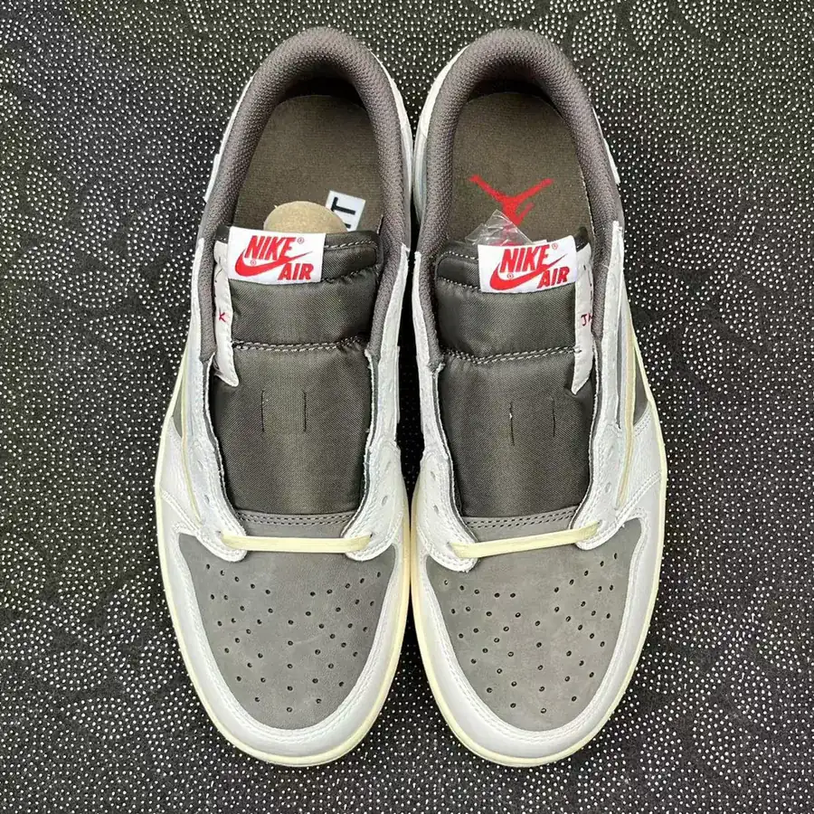 TS Collaboration White Brown Low Top Sneaker