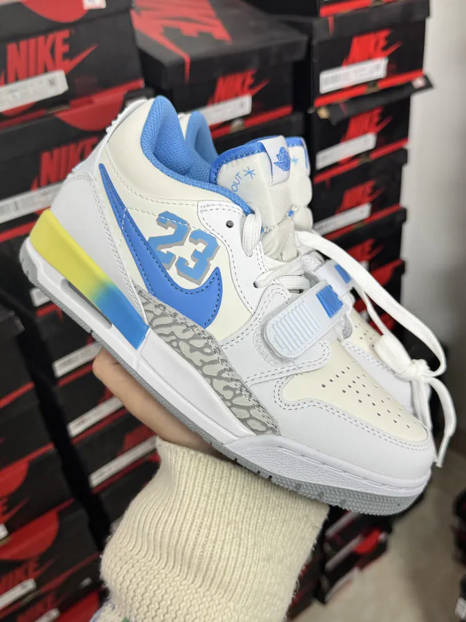 Original 312 Bucket Bag with White and Blue 23 Colorway