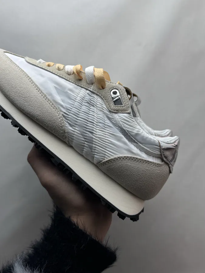 GGDB Goose Marathon in Grey Silver Star