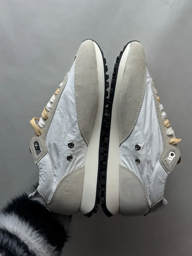 GGDB Goose Marathon in Grey Silver Star