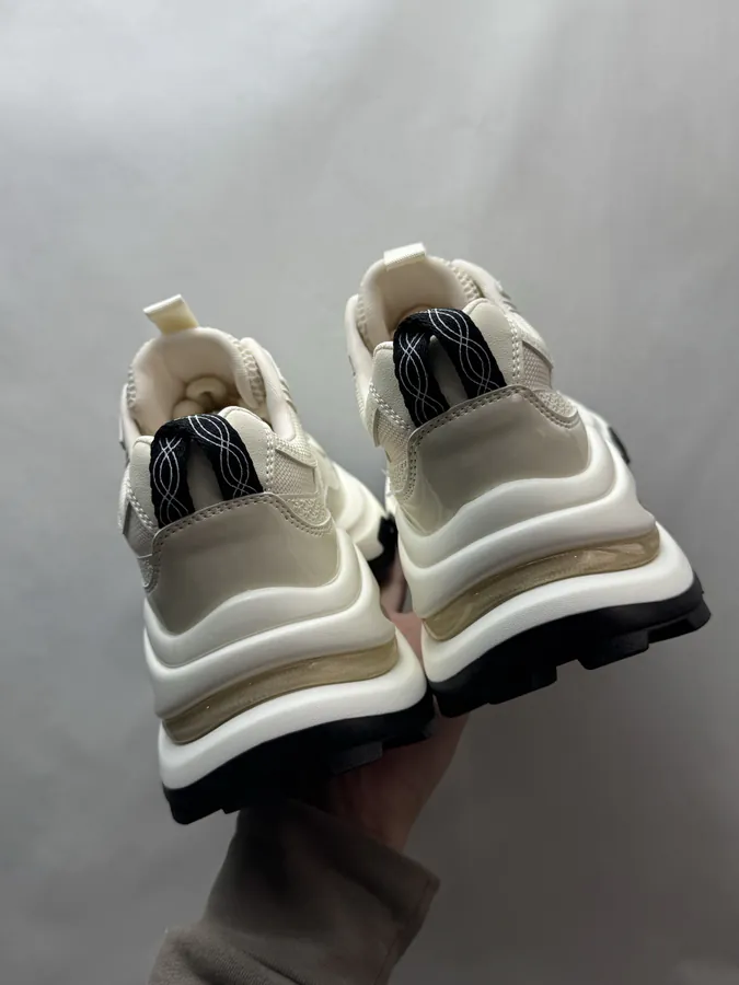 270 GG CC Dad Shoes in Beige