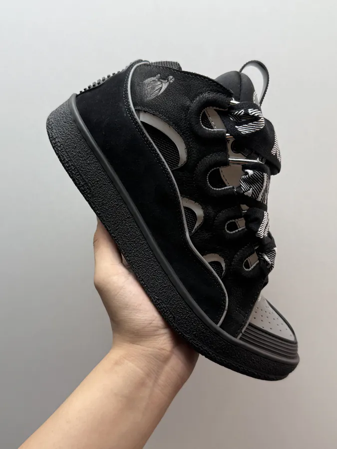 Lanvin Curb in Black