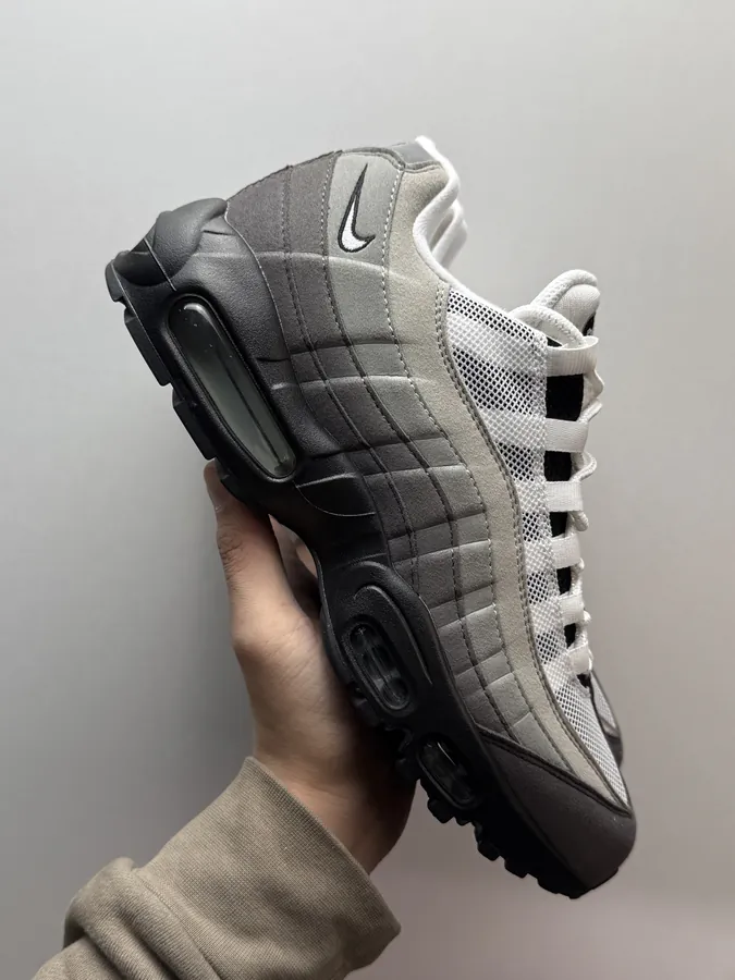 COMME DES GARCONS x Nike Air Max 95 Black and White