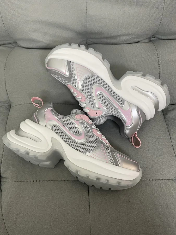 GG CC Elevated Sneaker with Mesh Panel Trendy and Versatile