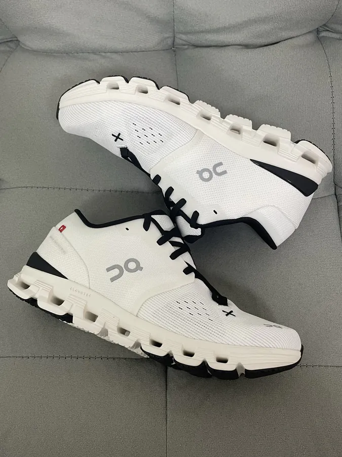 On Running Cloud X4 Lightweight Training Shoes for Men