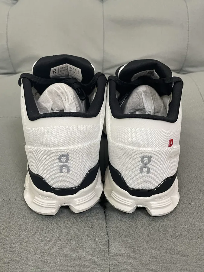 On Running Cloud X4 Lightweight Training Shoes for Men
