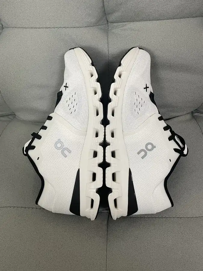On Running Cloud X4 Lightweight Training Shoes for Men