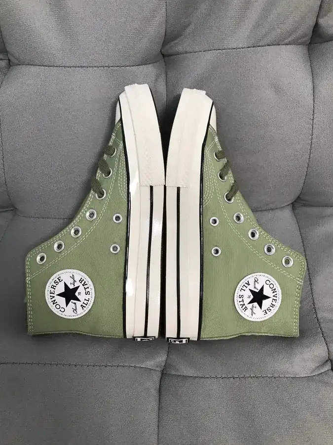 Chu Taylor All Star 1970s Classic Canvas Sneakers