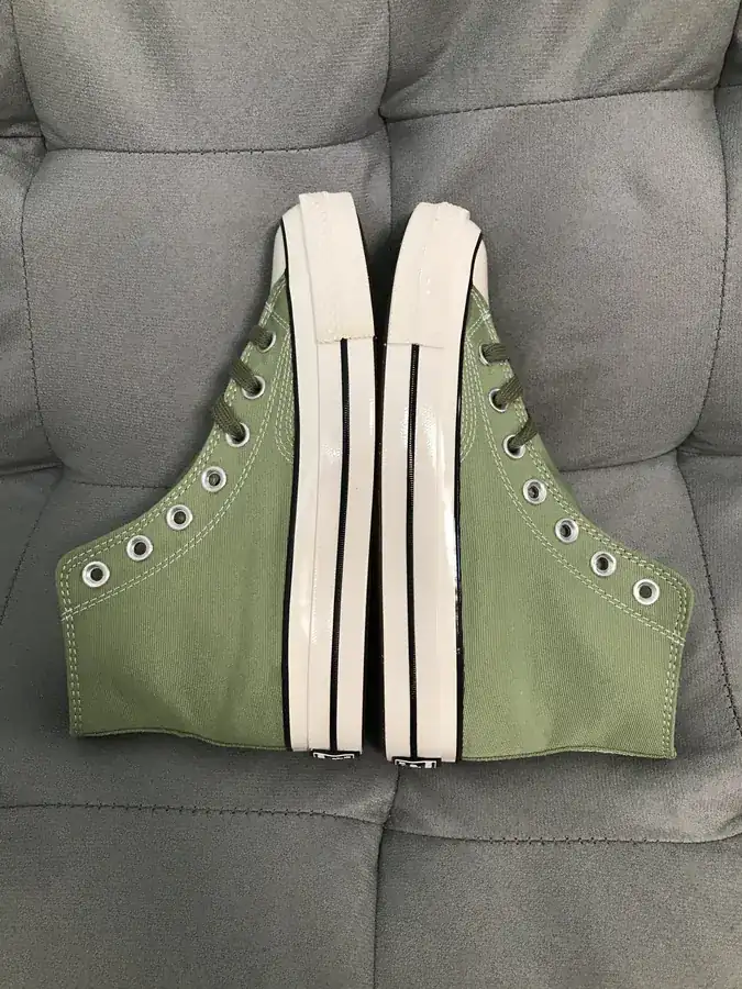 Chu Taylor All Star 1970s Classic Canvas Sneakers