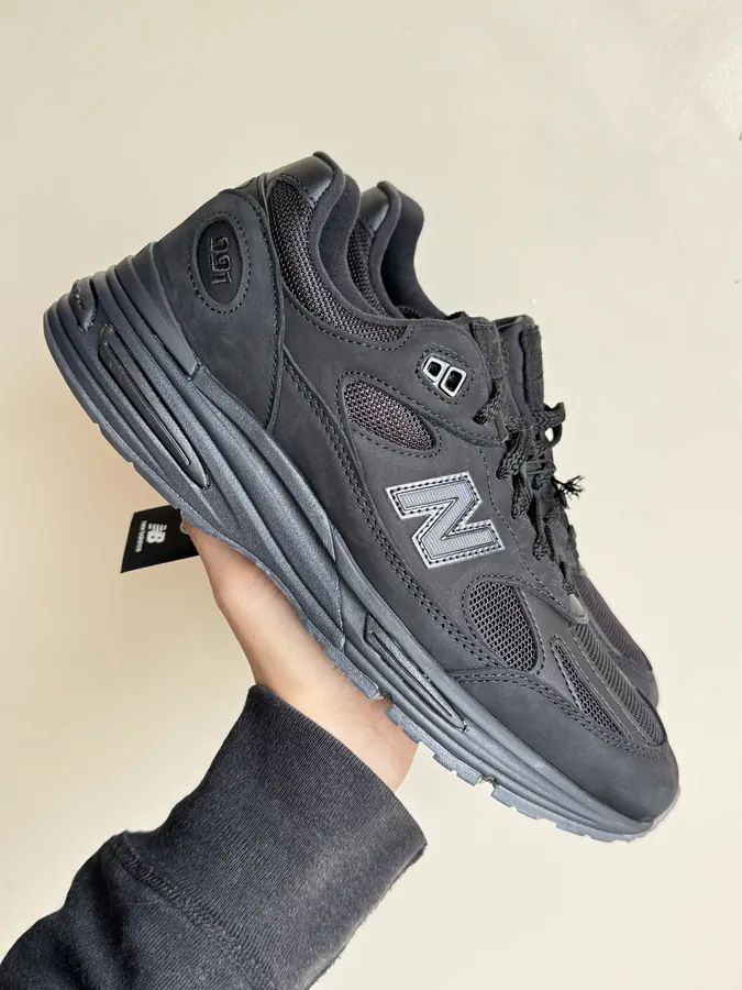 STONE ISLAND x New Balance NB 991 v2 Black