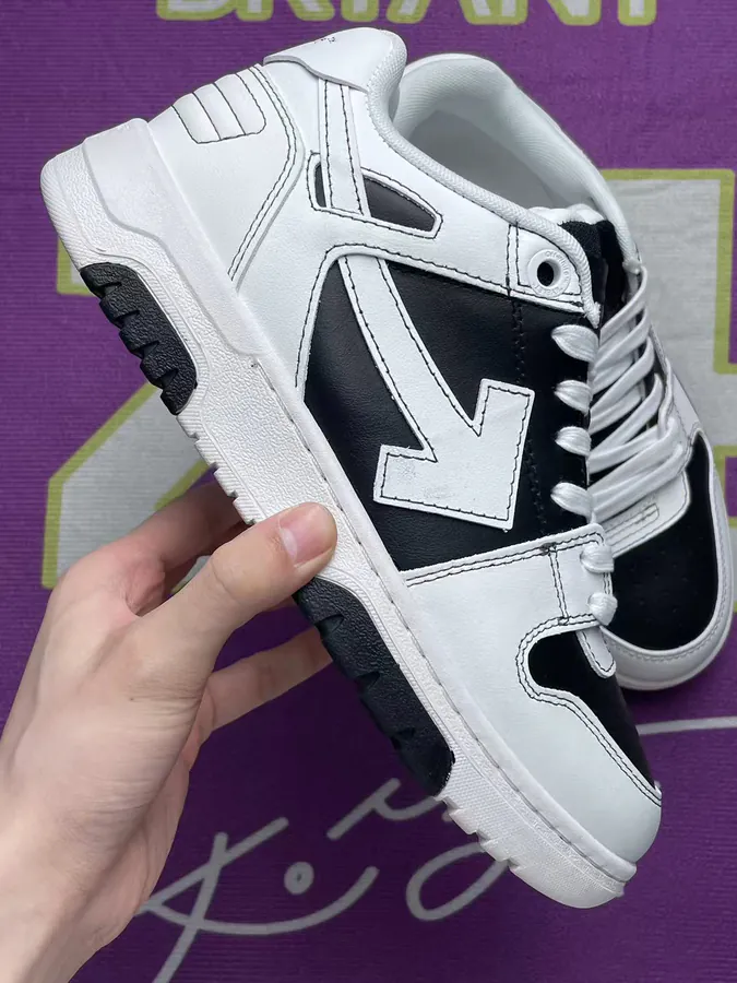 OFF WHITE Odsy 1000 Sneakers in Black and White