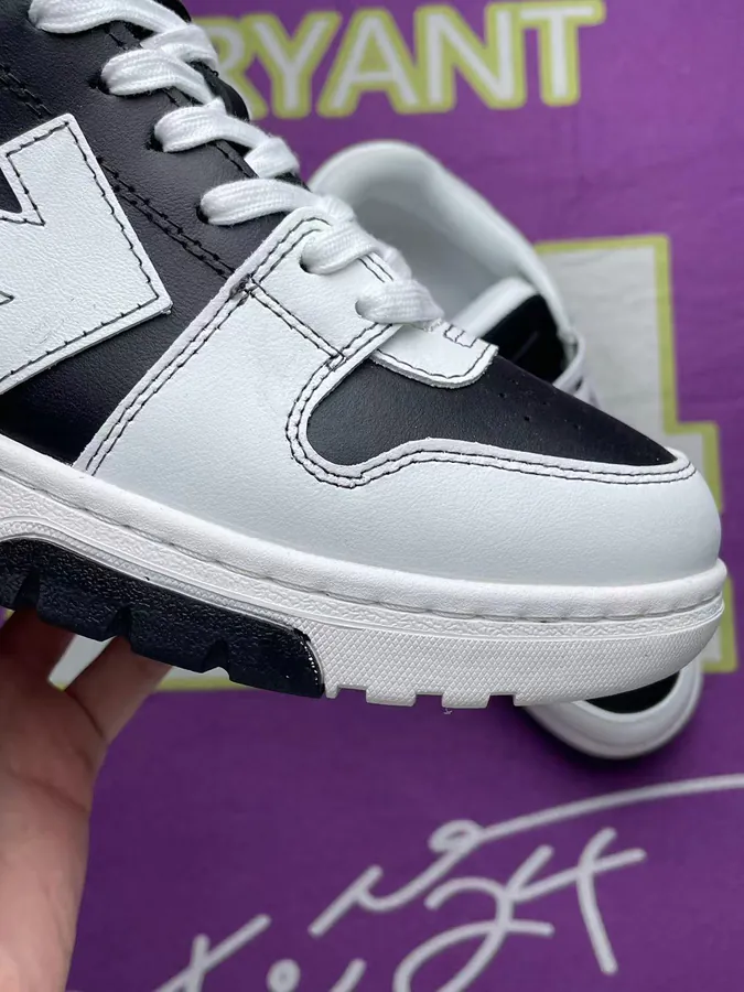 OFF WHITE Odsy 1000 Sneakers in Black and White