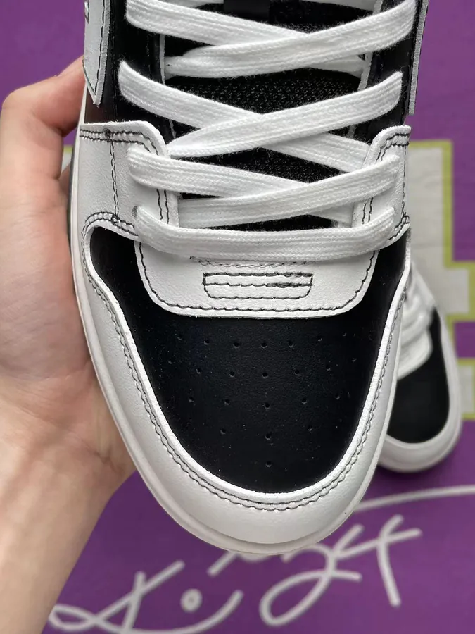 OFF WHITE Odsy 1000 Sneakers in Black and White