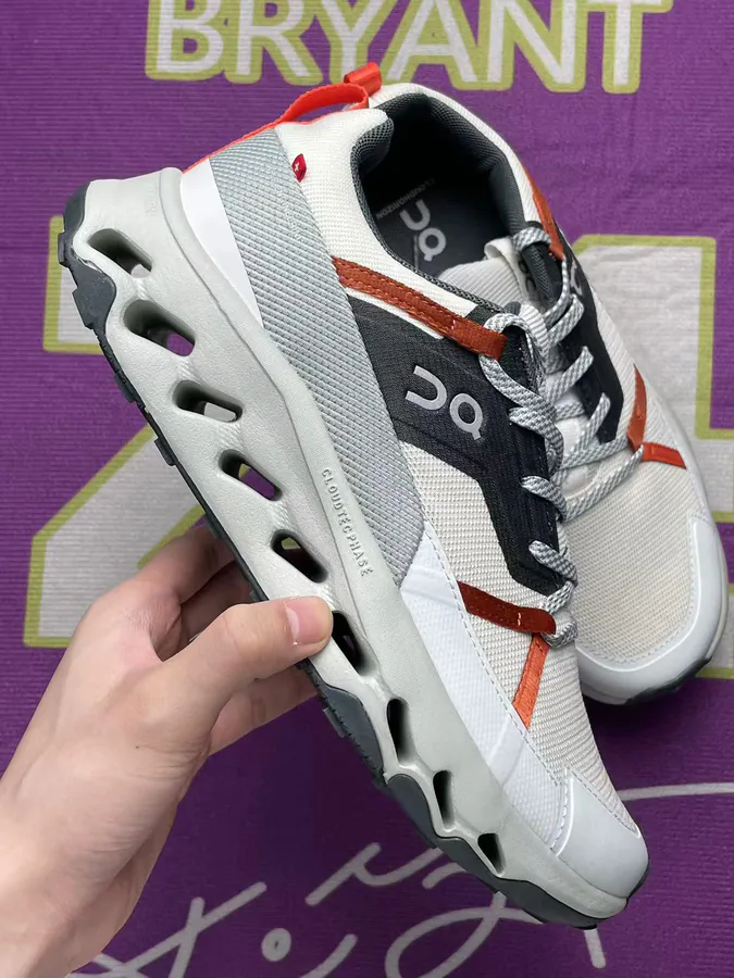 On Running Cloud Water Lightweight Running Shoes in White