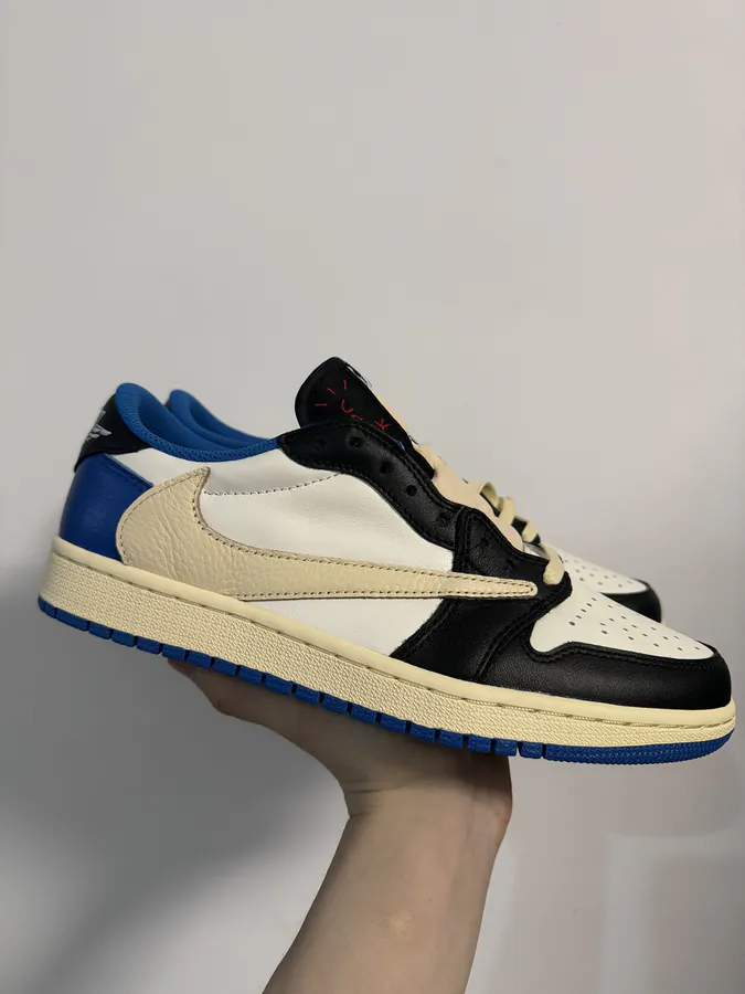 TS X Low Lightning Swoosh Original Sole and Upper