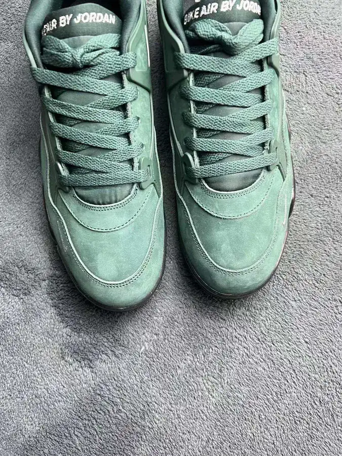 Nigel Syester x Air 4 Green